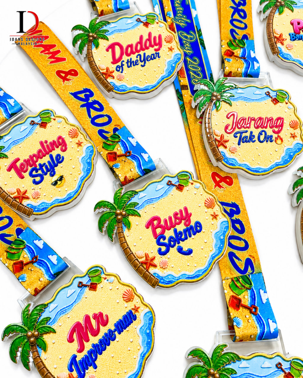 ACRYLIC MEDAL 013 (EMBOSS)