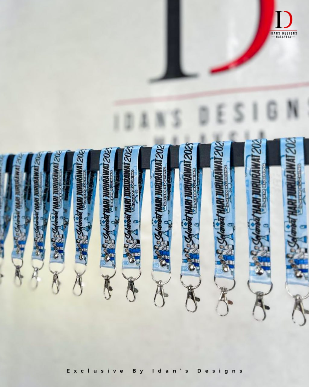 KEYCHAIN LANYARD